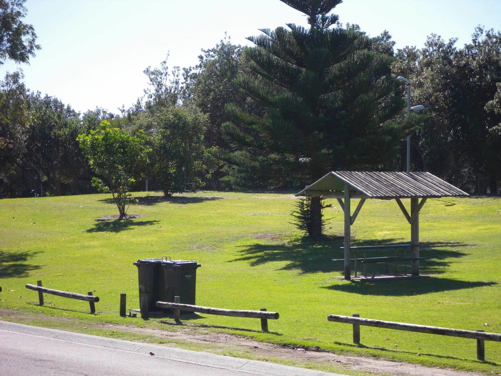 Fingal Bay Holiday Park Exterior foto